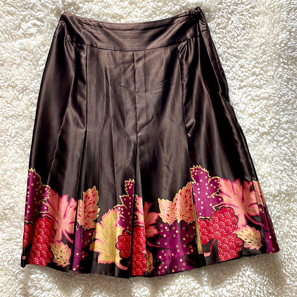 Side zipper, good condition, never worn